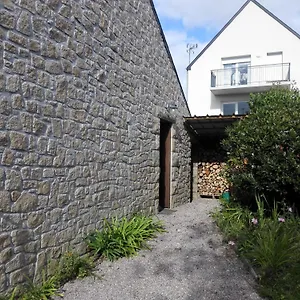 Les îles, Le Bourg, La Hébergement de vacances Ploubazlanec