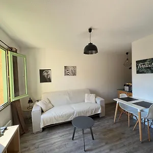 Charmand En Avec Piscine Bandol
