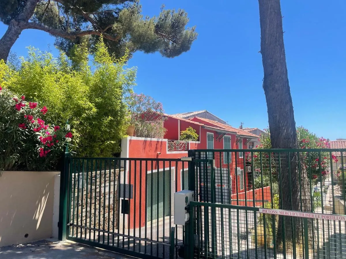 Port Bandol T3 Dans Residence Calme Parking Prive 0*,  Fransa